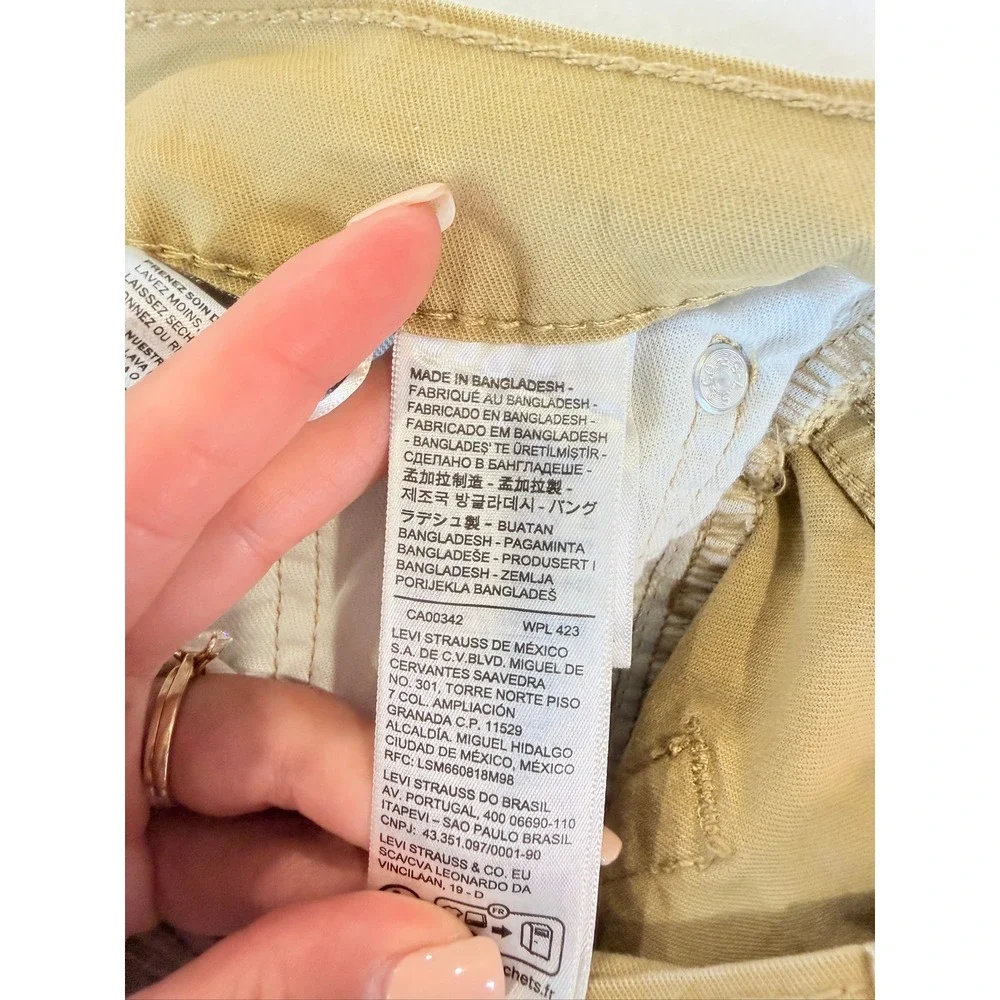 Levi's 514 Straight Fit Pants Mens 30x32 Tan Khaki Twill 00514-1779